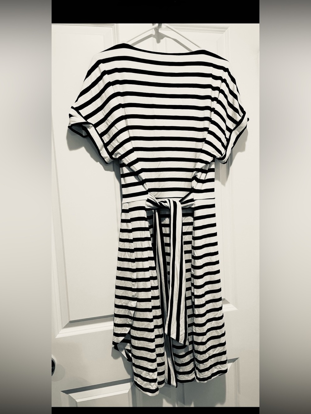 White Striped Casual Tee Dress NWOT - Picture 2 of 4